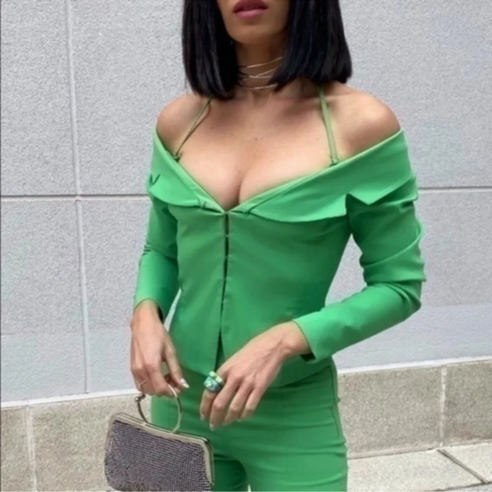 ZARA FITTED CROP BLAZER - Picture 2 of 16